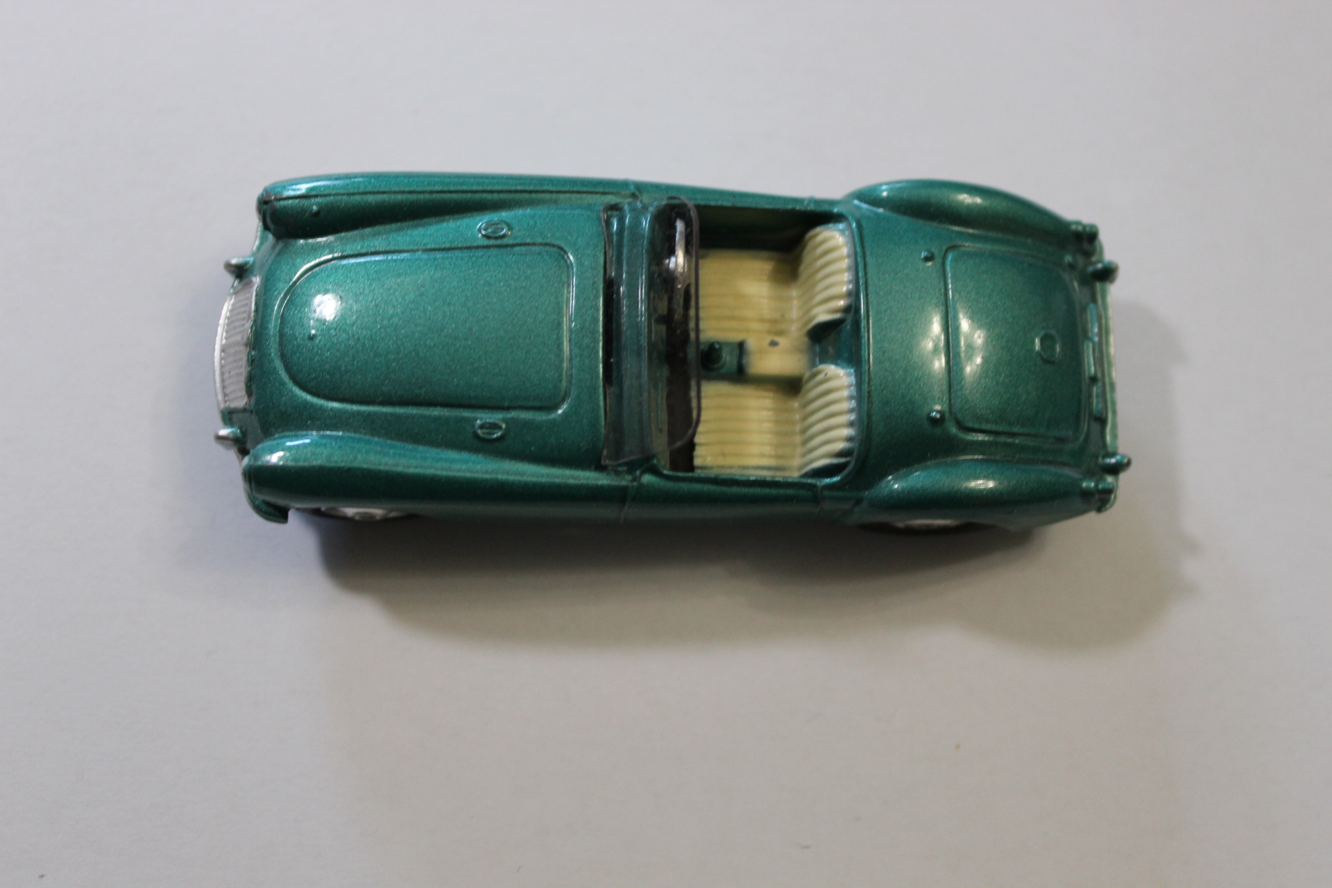 mga sports car corgi toys 302 top