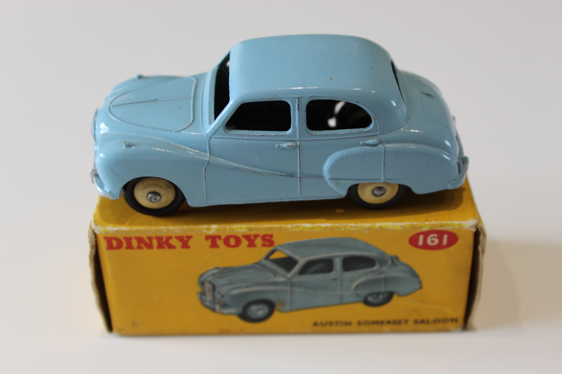 austin somerset dinky toys 161