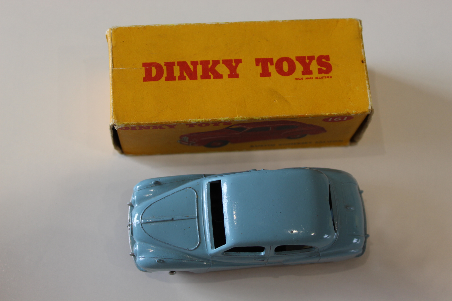 austin somerset dinky toys 161 top
