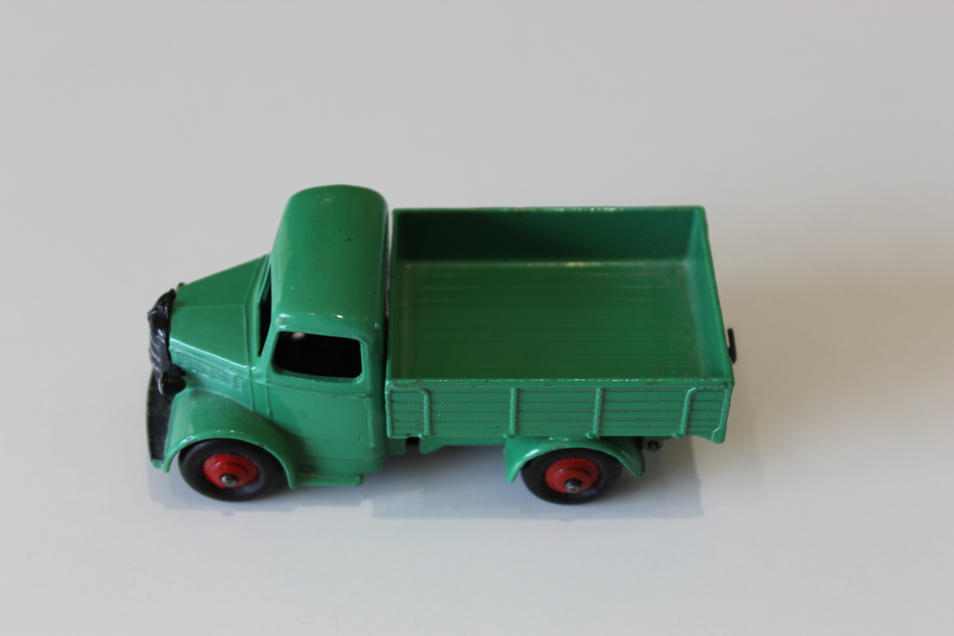 bedford truck dinky toys 25w