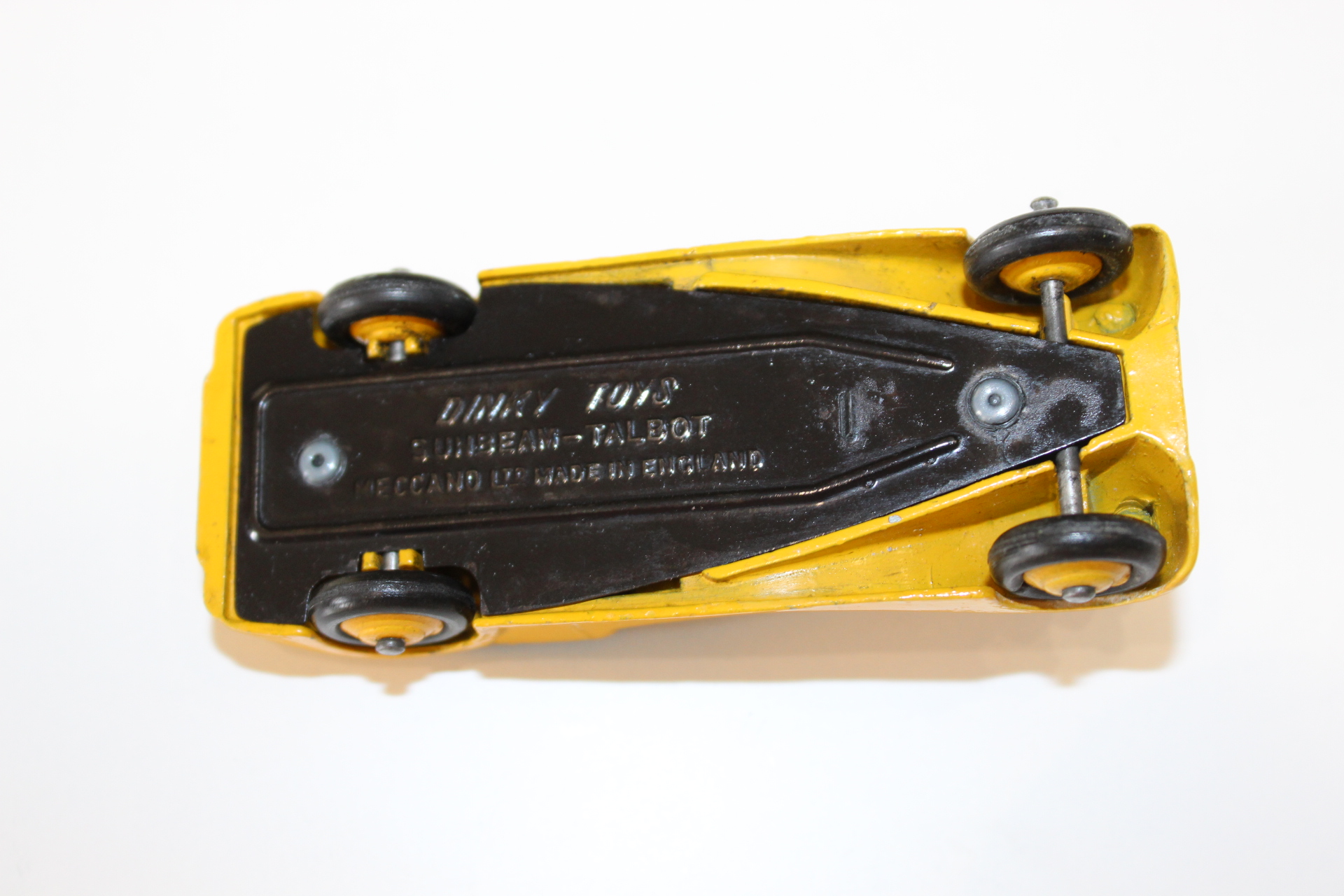 sunbeam talbot dinky toys 38b base