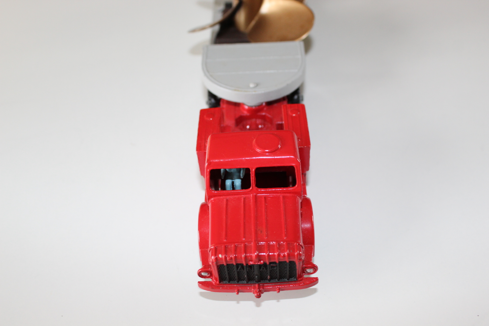 mighty antar low loader with propeller dinky toys 986 front