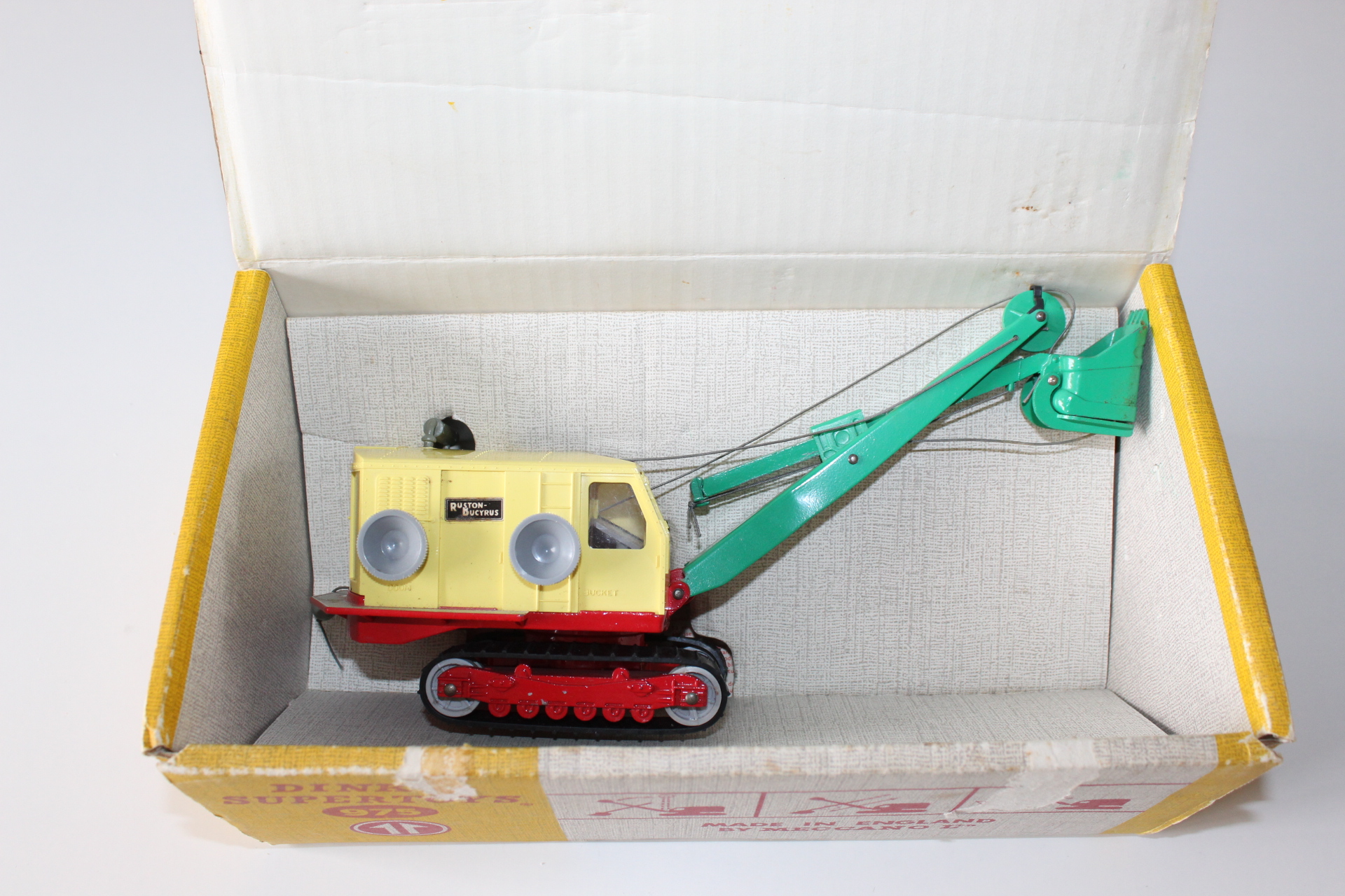 ruston bucyrus excavator dinky toys 975