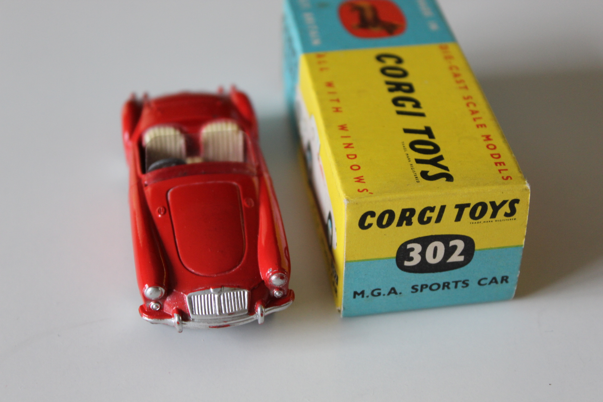 mga sports car corgi toys 302 front