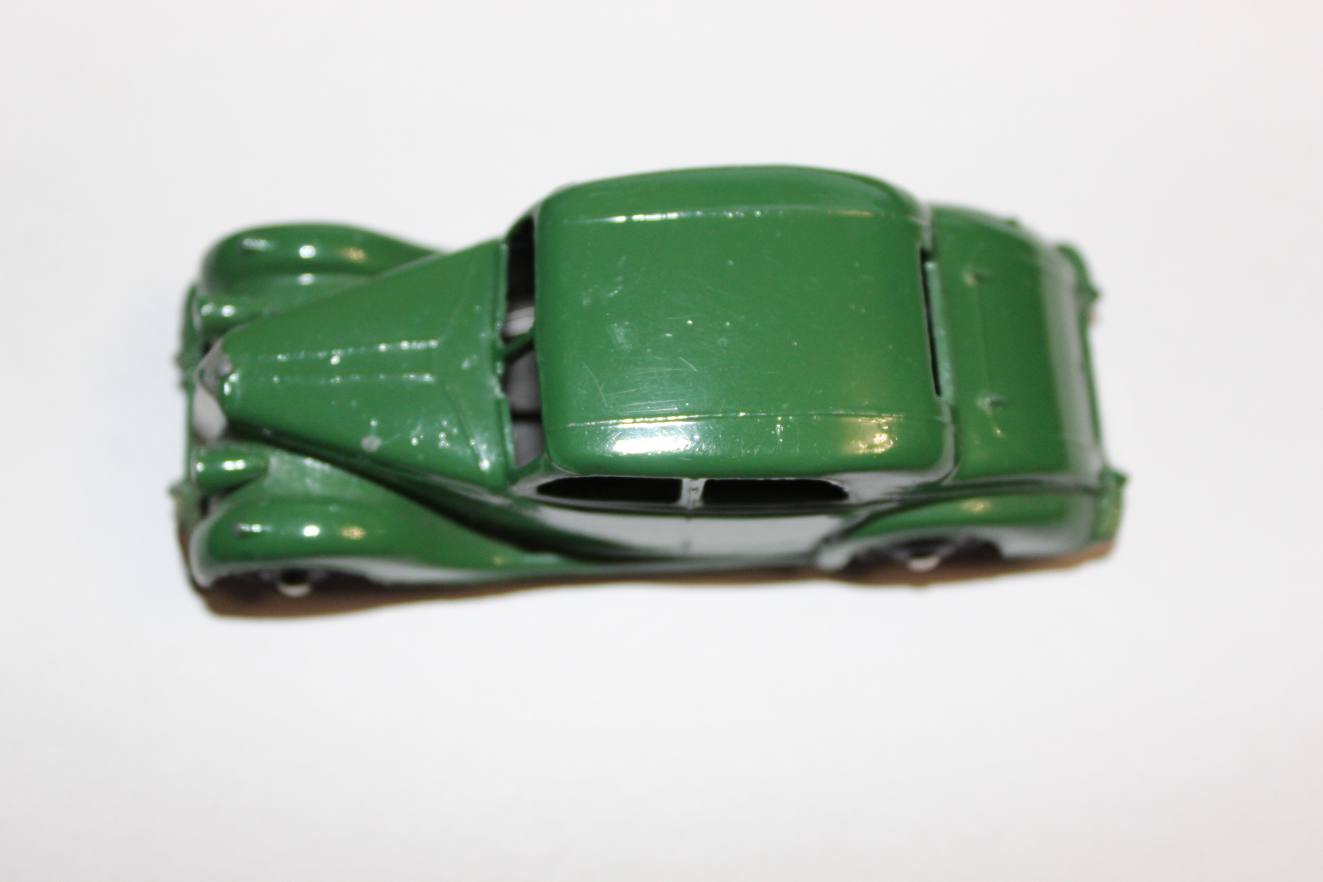 riley saloon dinky toys 40a top