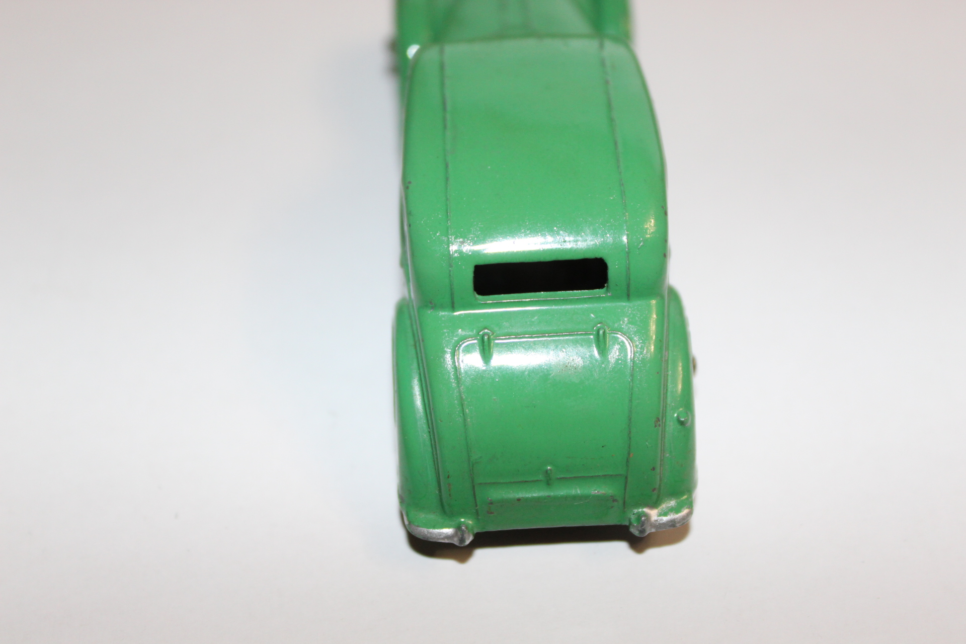riley saloon dinky toys 40a back