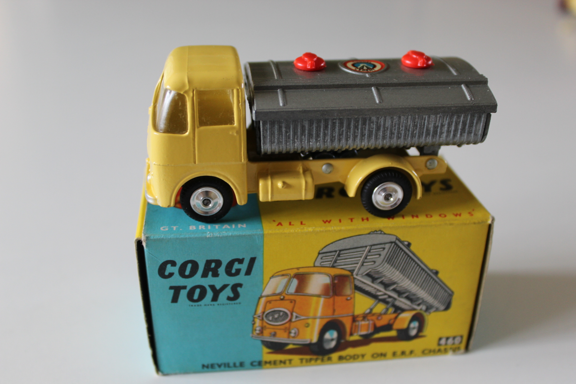 neville johnson tipper body on an erf chassis corgi toys 460