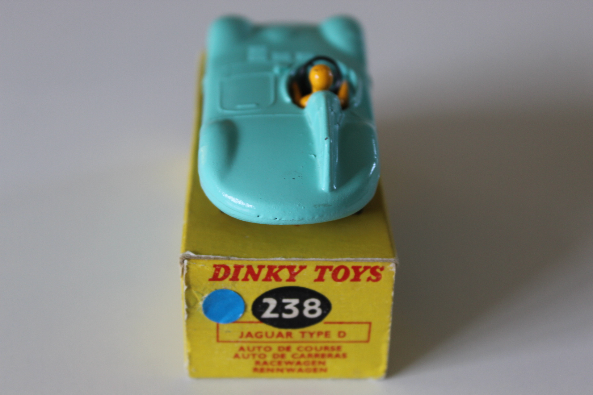 'd' type jaguar dinky toys 238 back
