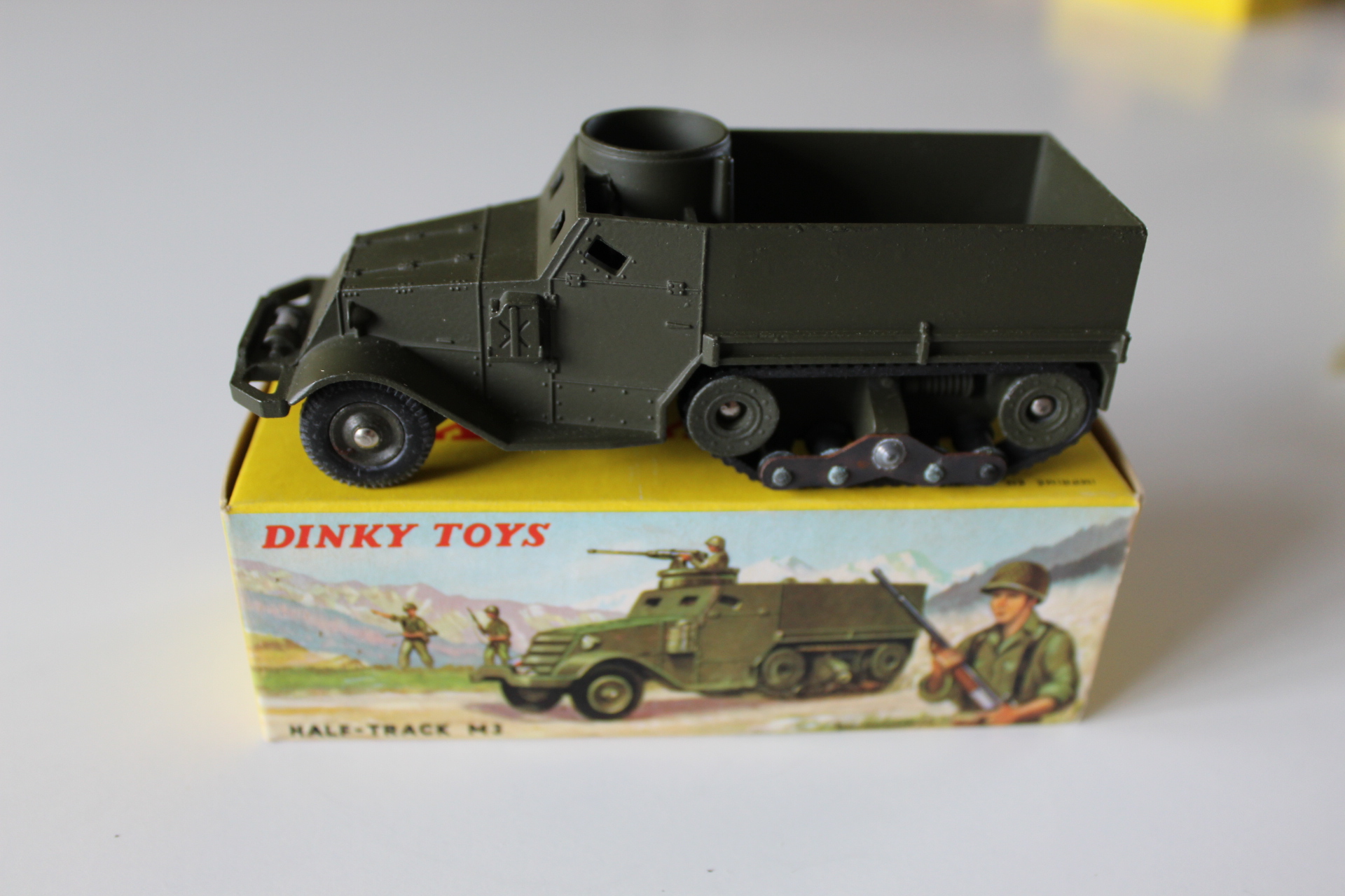 half track m3 french dinky toys 822