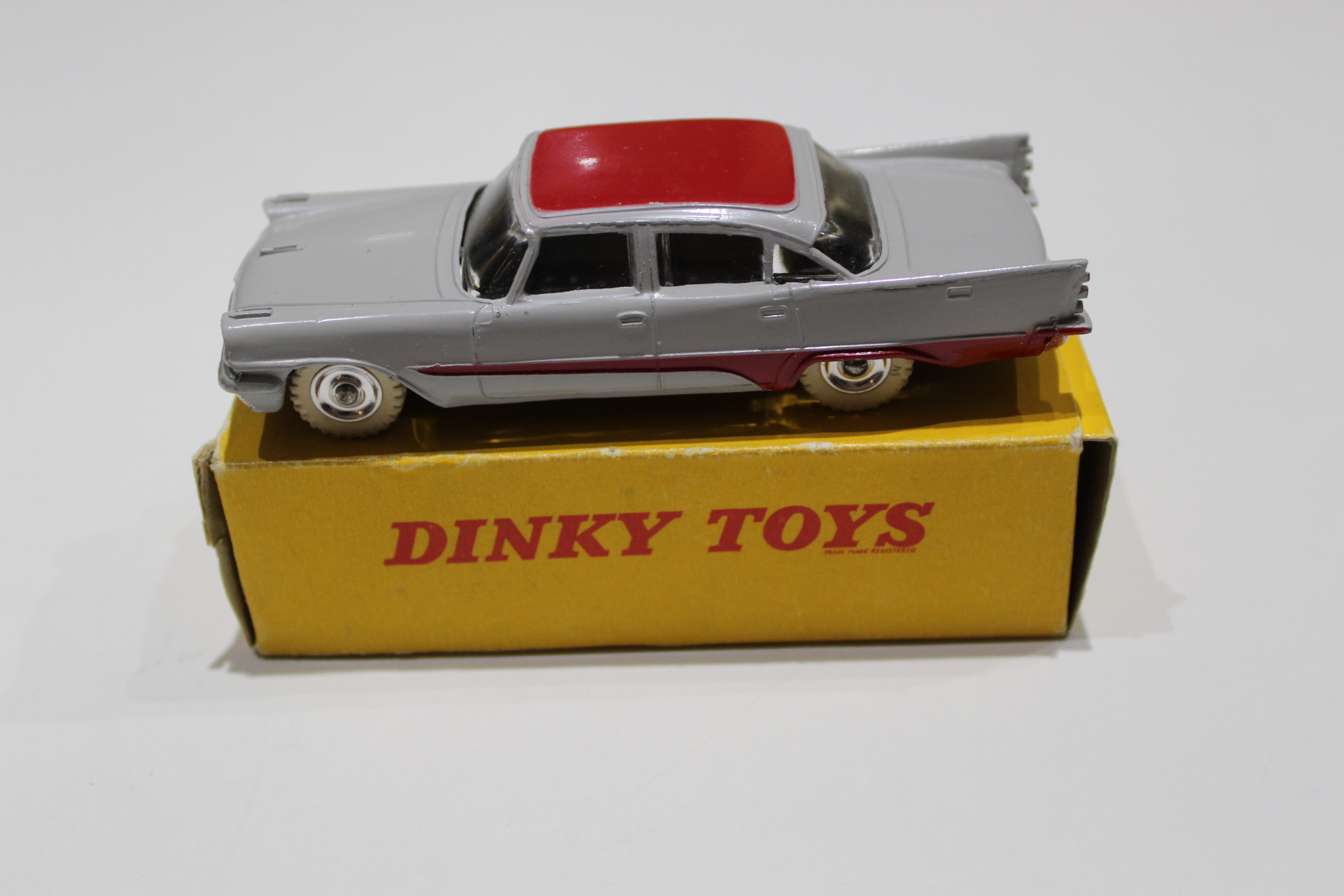 de soto fireflite dinky toys 192