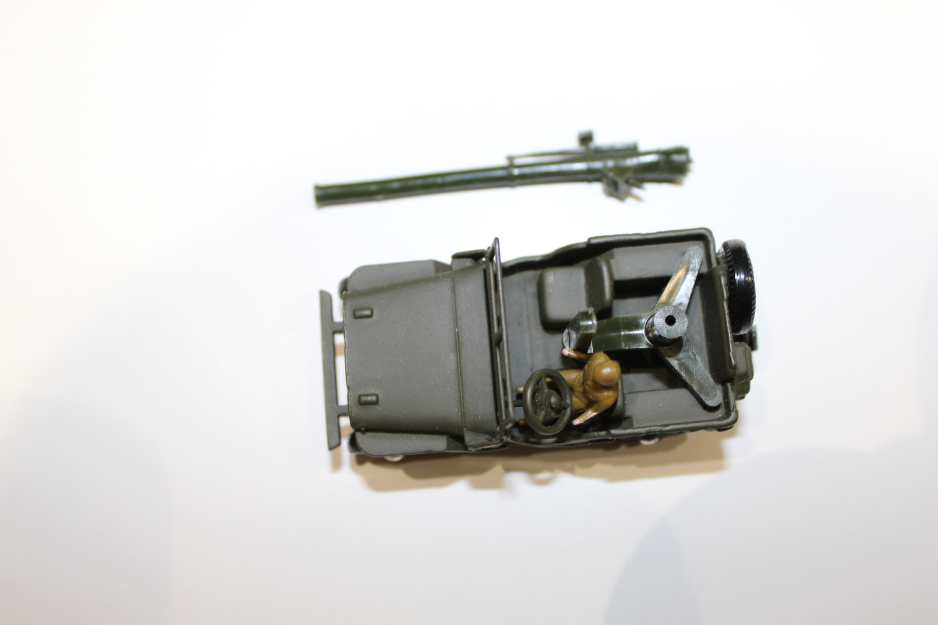 jeep and cannon french dinky toys 829 top