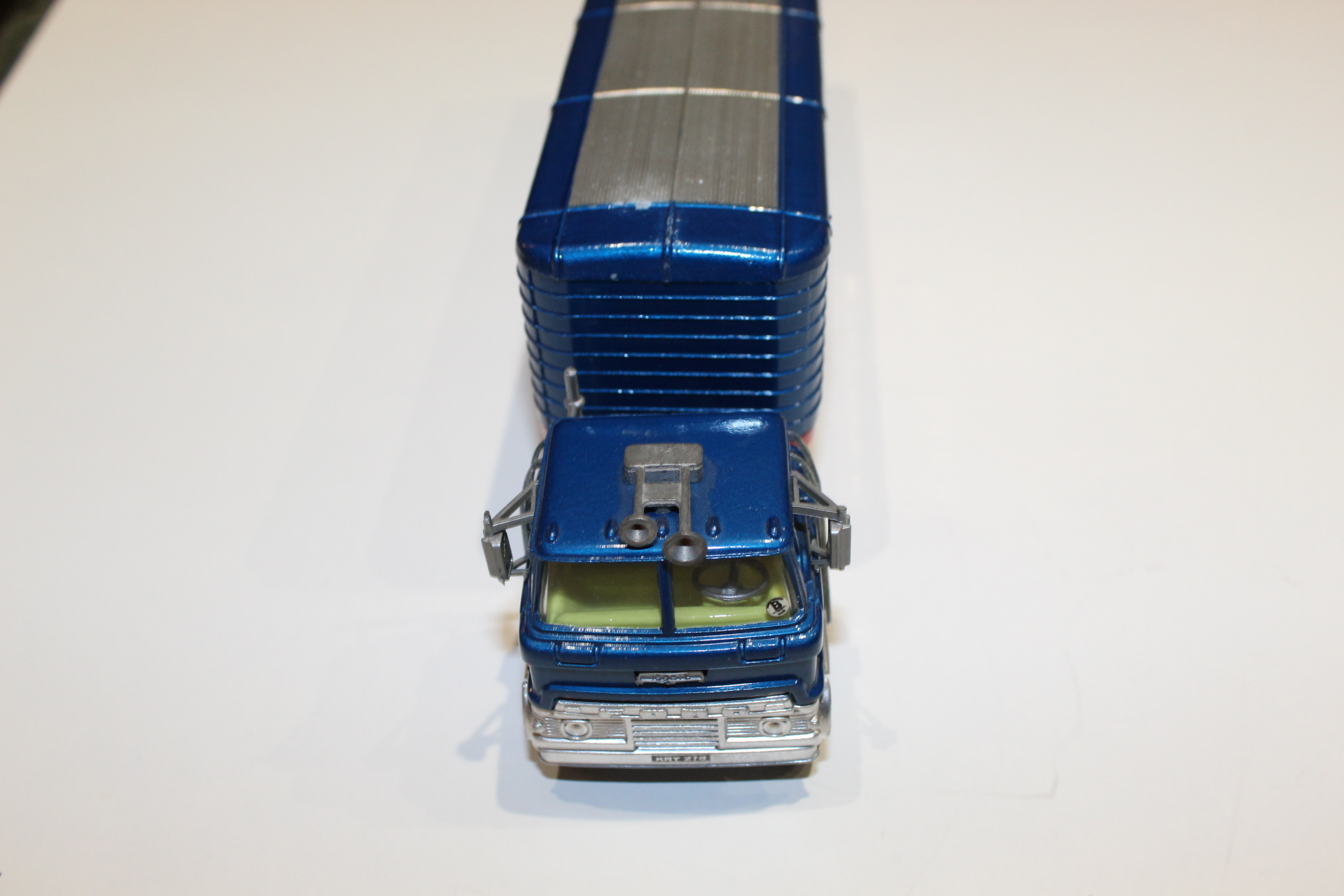 ford tilt articulated lorry express services. corgi toys 1137 front